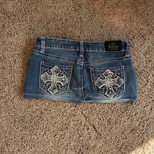 Vintage indigo embroidered cross denim Jeans Women’s size 6 Embellished low rise
